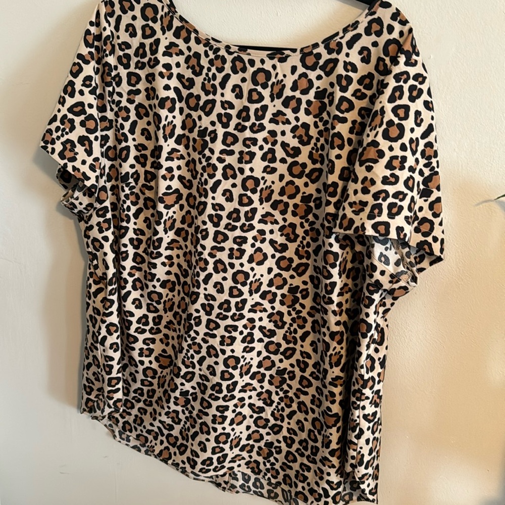 Cheetah top Ava and Viv